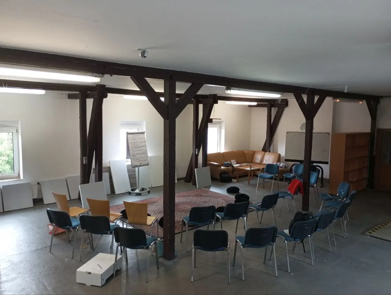 Blauer Saal mit Bestuhlung